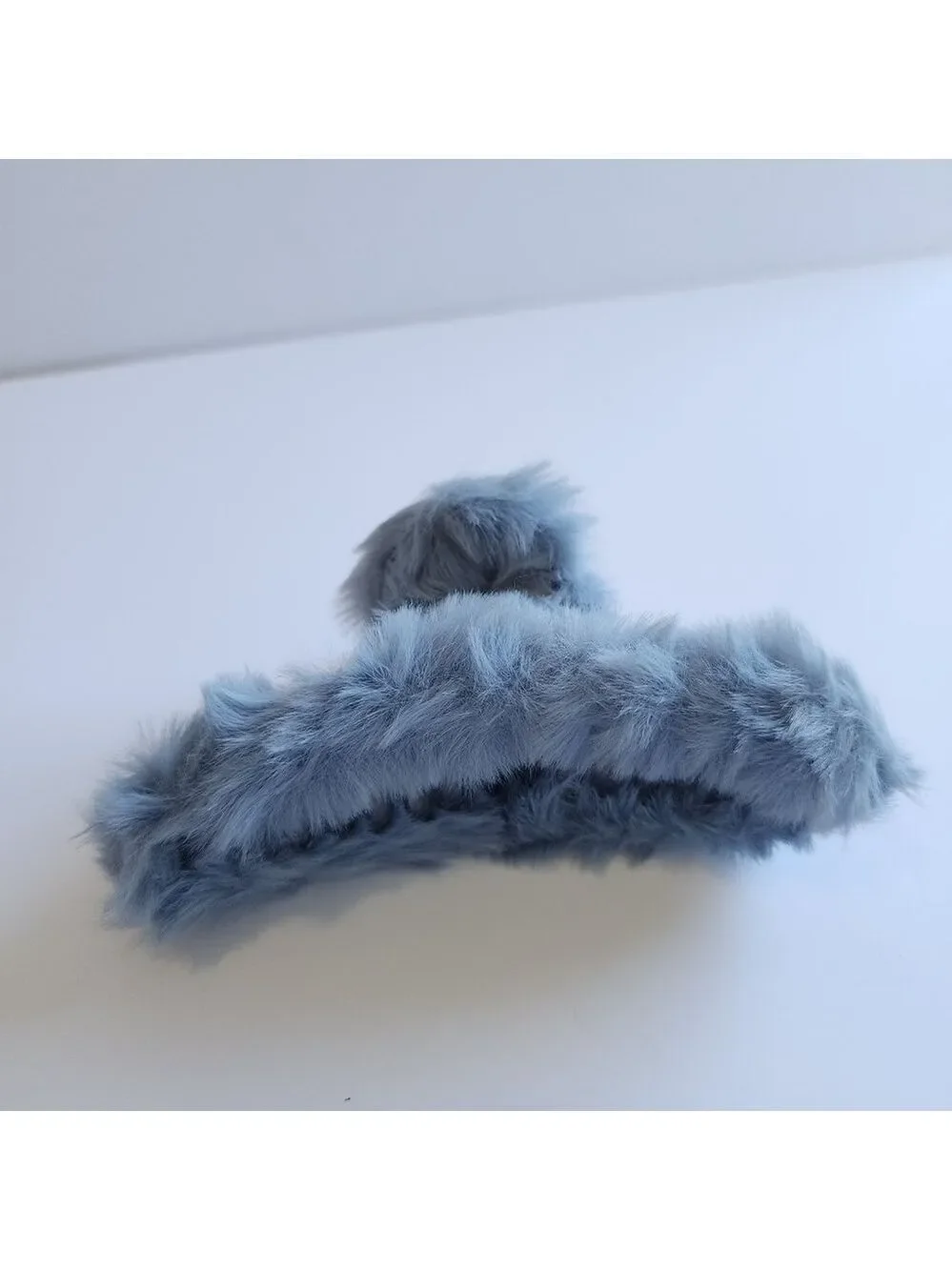 NEW Shark Blue Faux Fur Hair Claw Clip Accesory